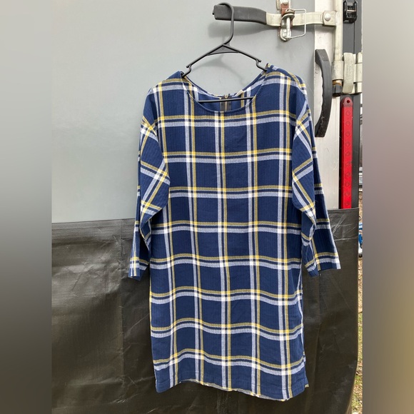 Old Navy Dresses & Skirts - Old Navy Plaid Shift Dress